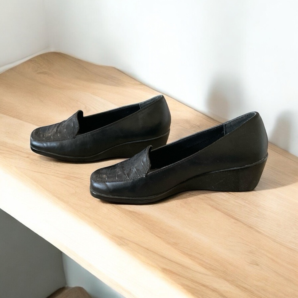 Elegant Black Women's Loafers